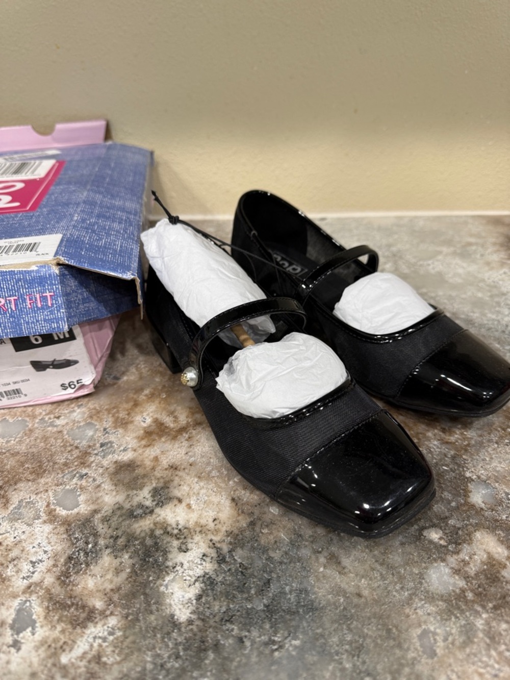 pop Black Patent Mary Jane Flats with Square Toe